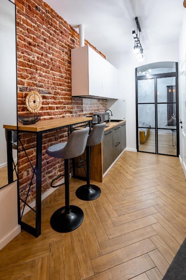 Romari Таманська 12 Leilighet Lviv Eksteriør bilde